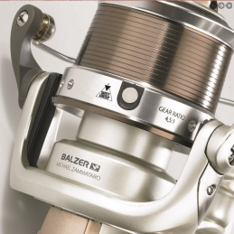 Balzer Feedermaster 9600 Surf Makinesi