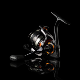 Savage Gear SG6 3000-4000 FD 8+1BB Olta Makinesi