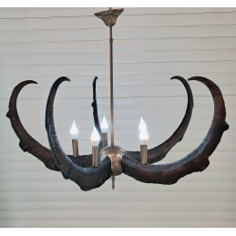 Dekoratif Amaçlı El Yapımı Teke Boynuzu Avize